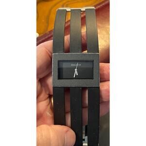 Women's 40mm Black Metal Bilyfer watch, Sleek Design with Resin Band